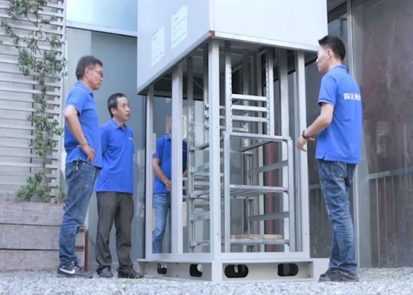 01